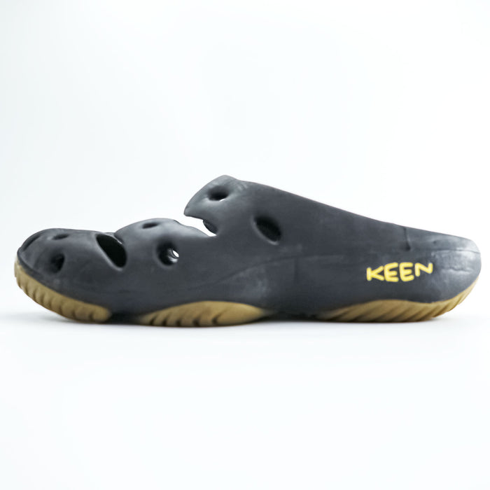 KEEN YOGUI Sandals US9 Black 1001966