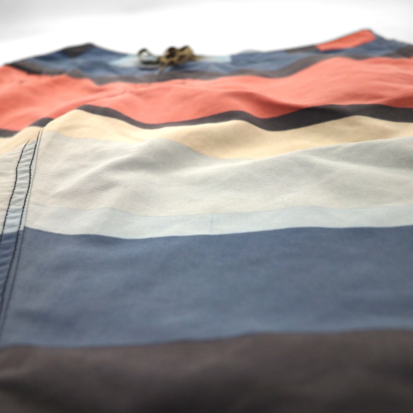 Patagonia Wavefarer Board Shorts, Size M, Multicolor Striped Nylon, 86556