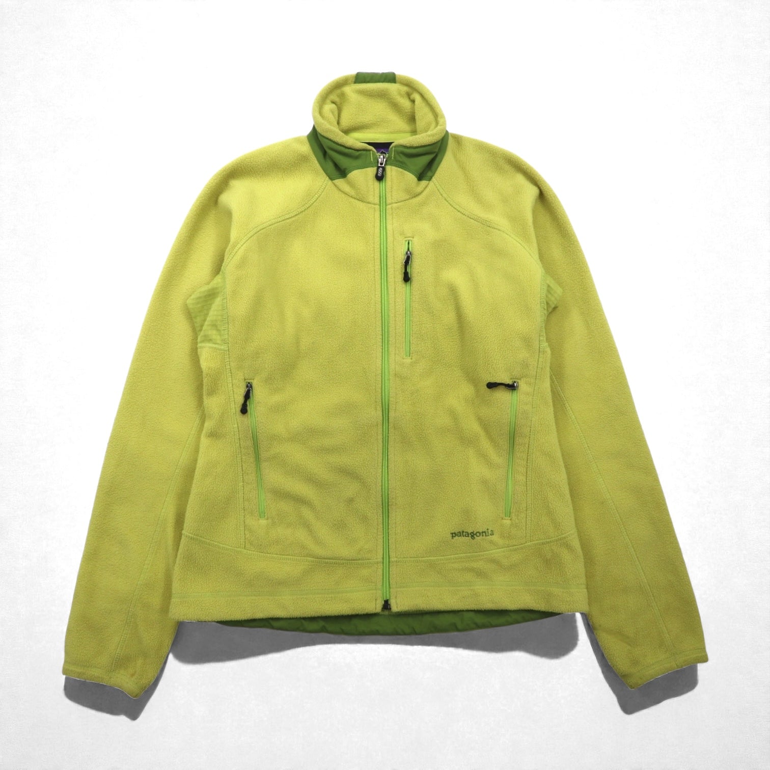 Patagonia Regulator R4 Polartec fleece jacket, size M, green Patagonia Regulator R4 Polartec fleece jacket, size M, green