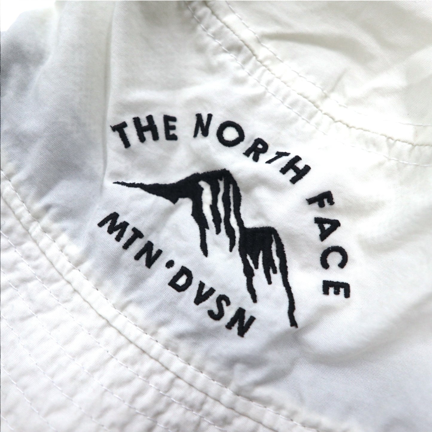 THE NORTH FACE UVケア ステッチハット バケットハット M ホワイト ナイロン 刺繍 ドローコード NN01629