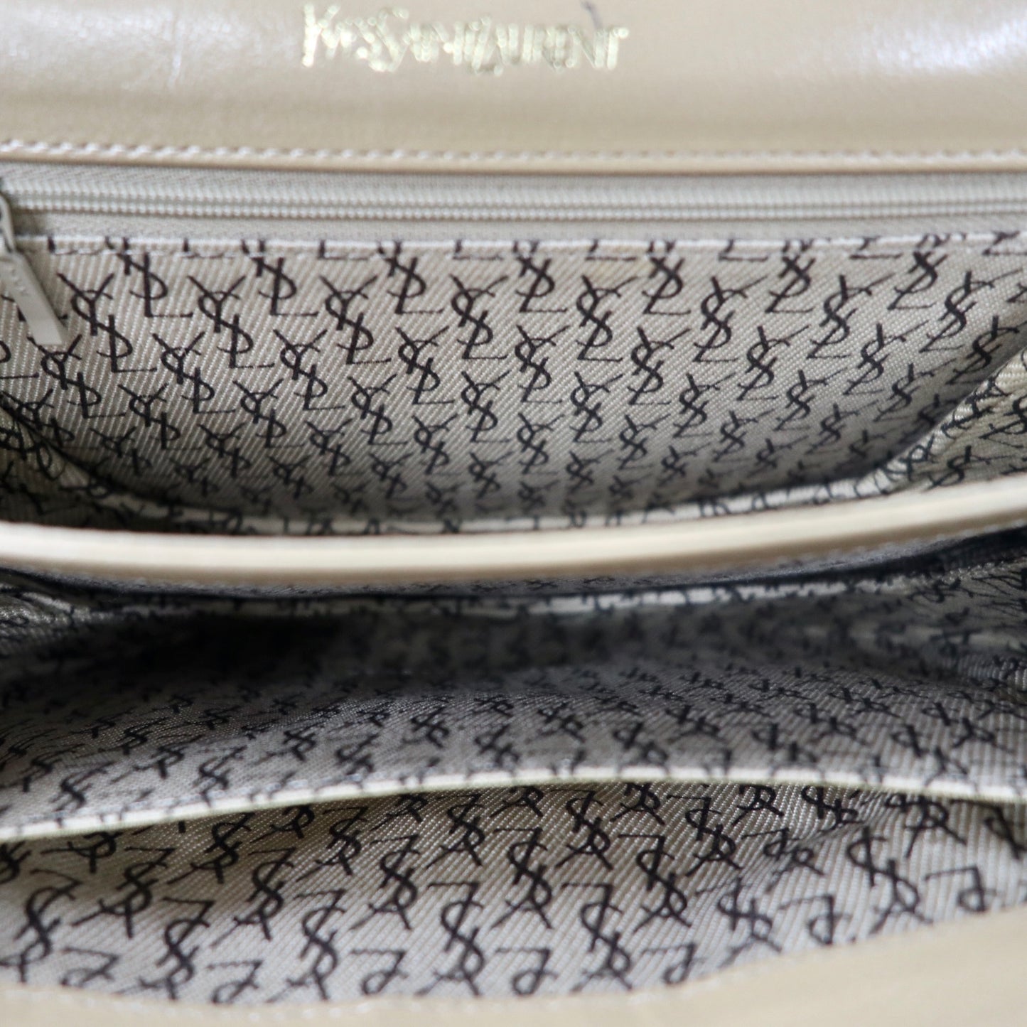 Yves Saint Laurent Shoulder Bag Beige Python Leather