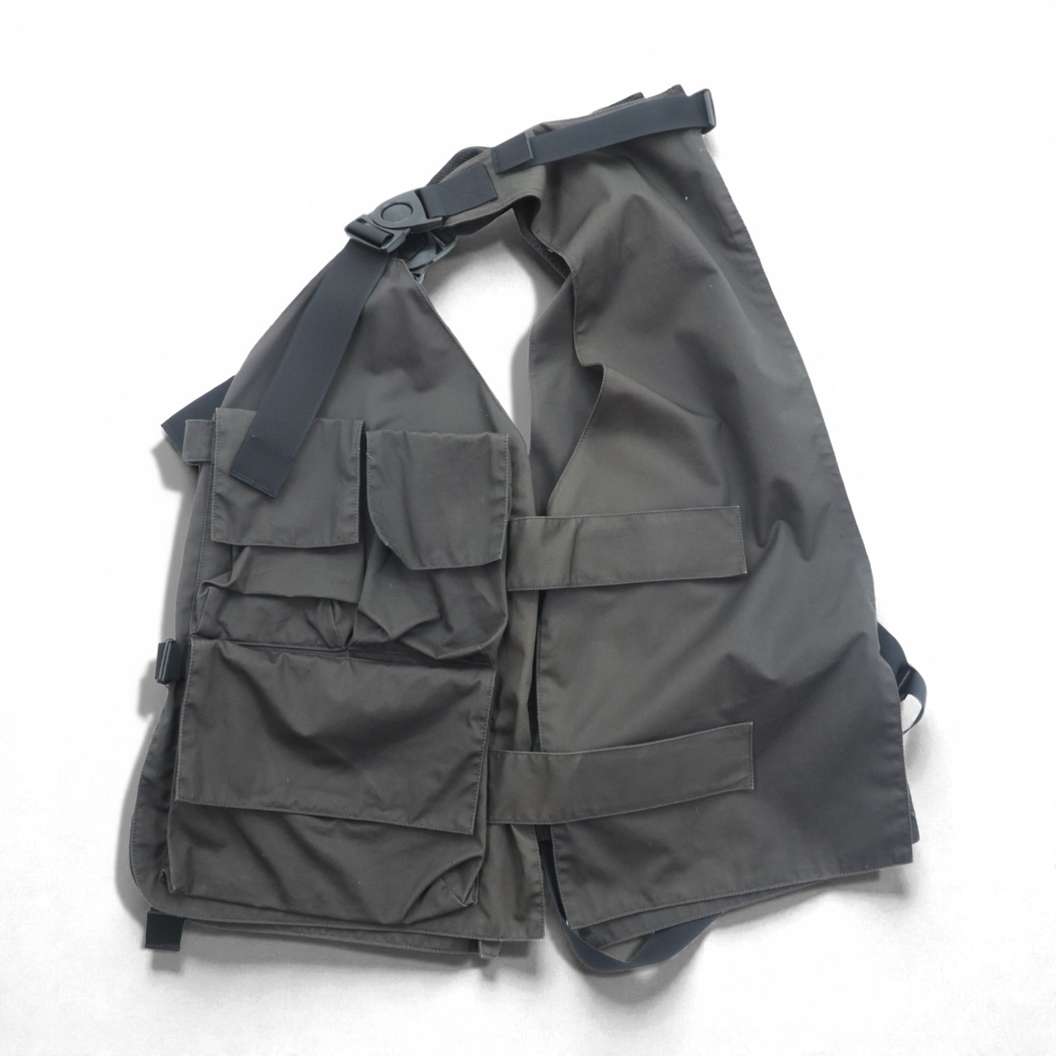 meanswhile ユーティリティベスト High Density Gabardine Split Vest FREE グレー MW-JKT21108 日本製