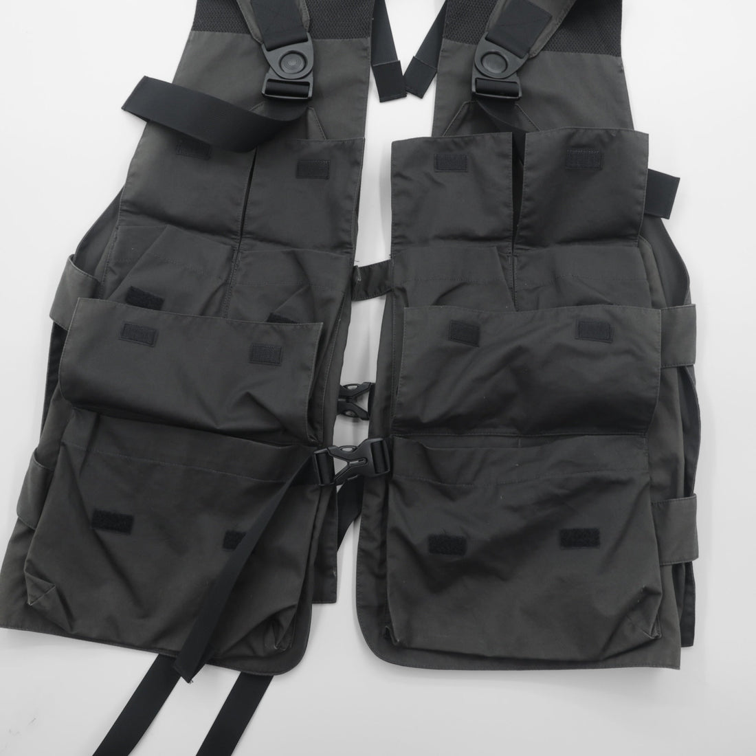 meanswhile ユーティリティベスト High Density Gabardine Split Vest FREE グレー MW-JKT21108 日本製