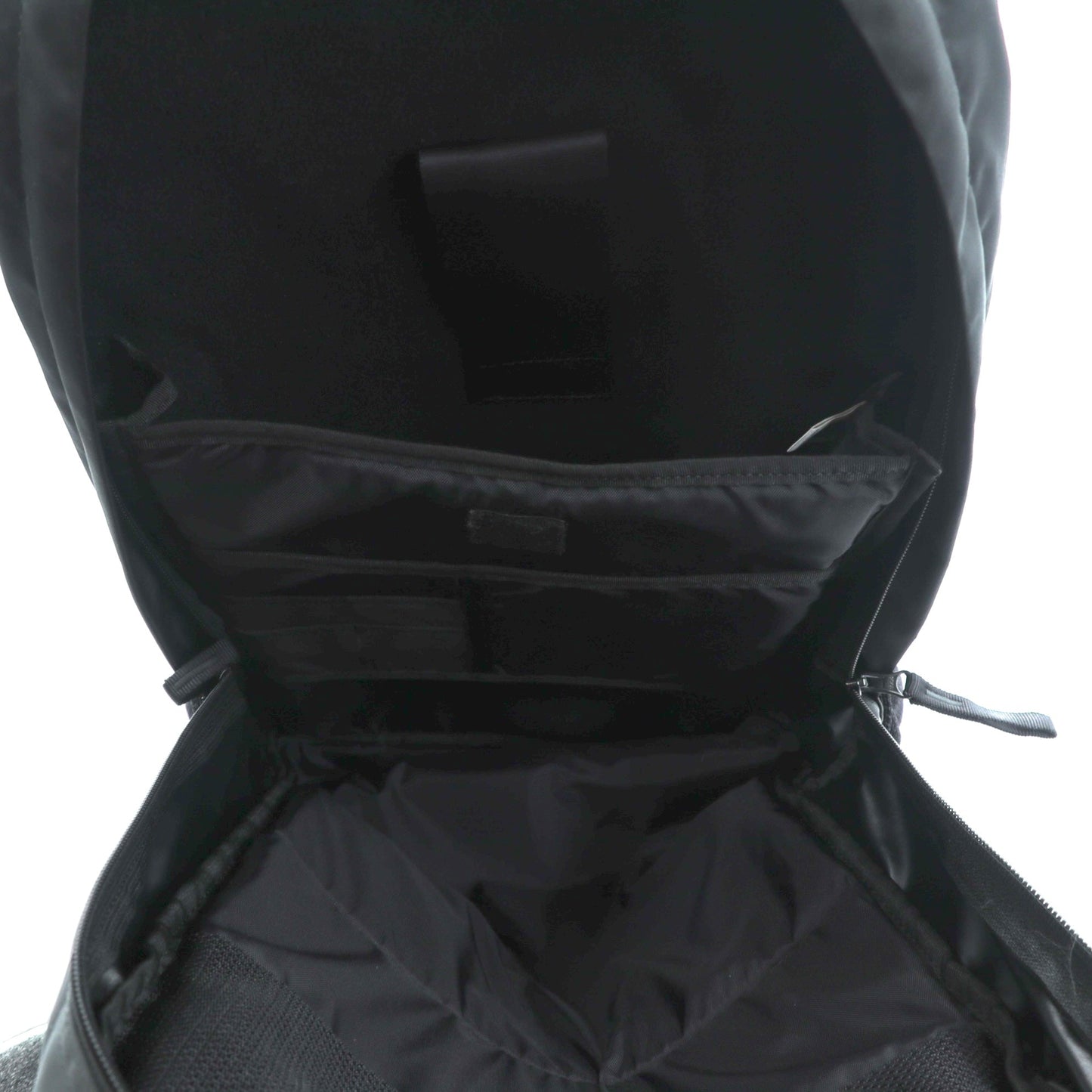 PORTER ( 吉田カバン ) 日本製 DRIVE DAYPACK デイパック バックパック リュック 12L PCスリーブ ブラック ナイロン 635-06825