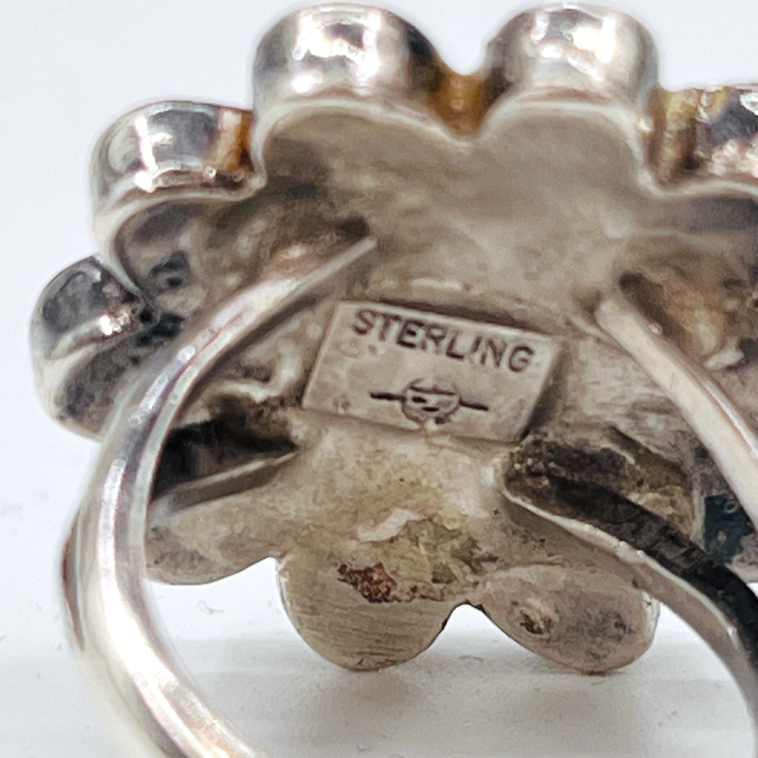 Vintage Zuni Sterling Silver Ring ズニ族 フラワー サンフェイス リング 指輪 11号 インレイ シルバー 刻印 ホールマーク ターコイズ コーラル シェル オニキス インディアンジュエリー