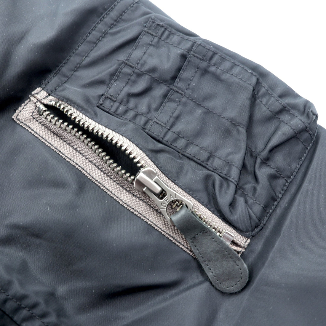 EXPERIMENTAL TEST SAMPLE L-2 Flight Jacket, Medium, Black, AERO MEDICAL LABORATORY BACKERS, Nylon IDEAL ZIP