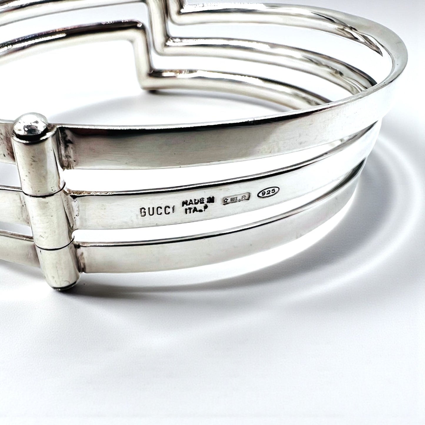 GUCCI 3連 シルバー バングル ブレスレット SILVER 925 ヒンジ可動 イタリア製