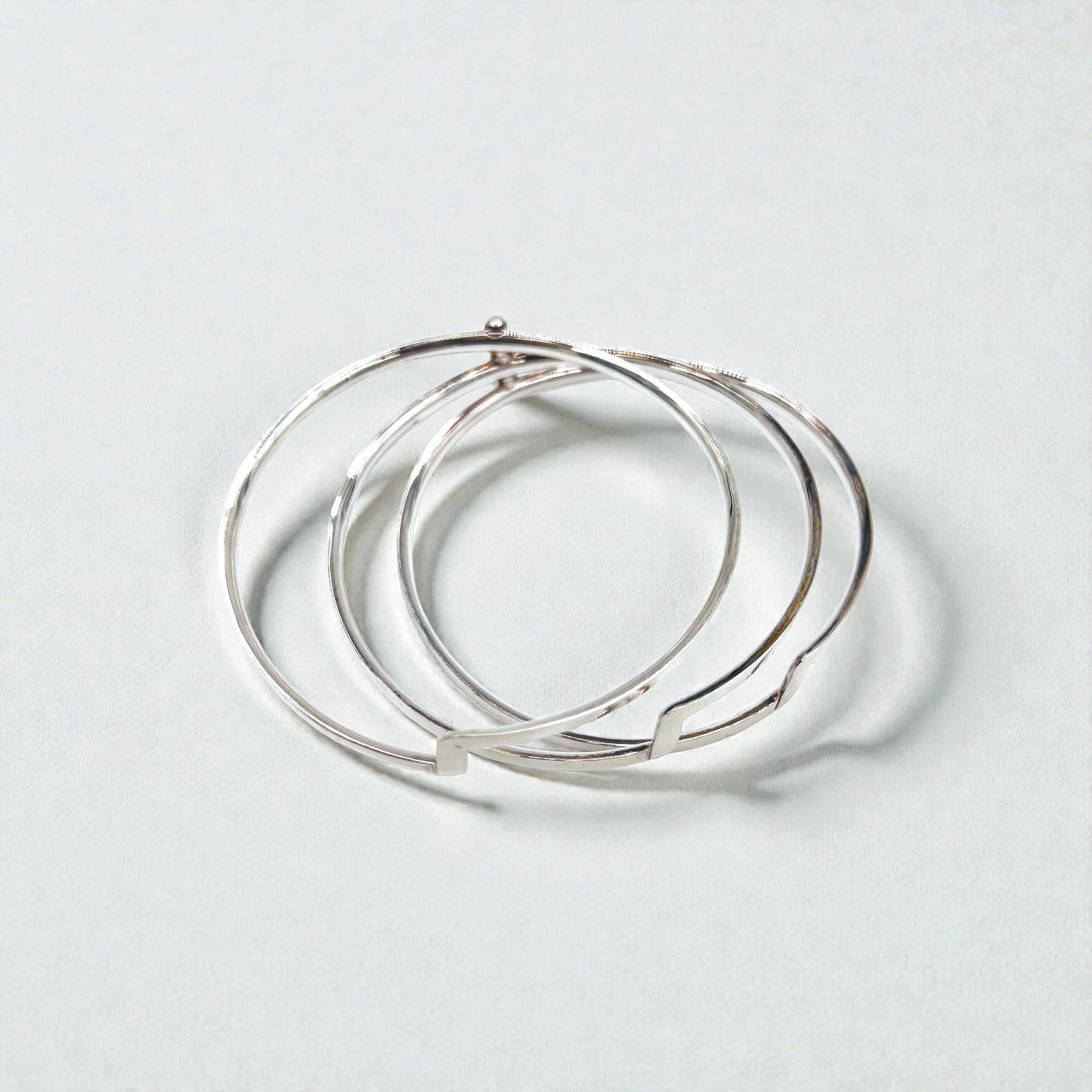 GUCCI 3連 シルバー バングル ブレスレット SILVER 925 ヒンジ可動 イタリア製