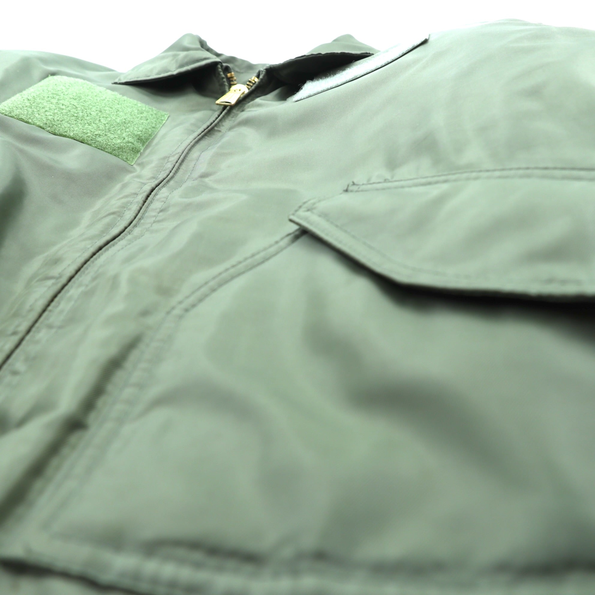 US AIR FORCE 米軍 CWU-45P 短丈 フライトジャケット XL カーキ 中綿 ナイロン 00-0423-41 ROTHCO