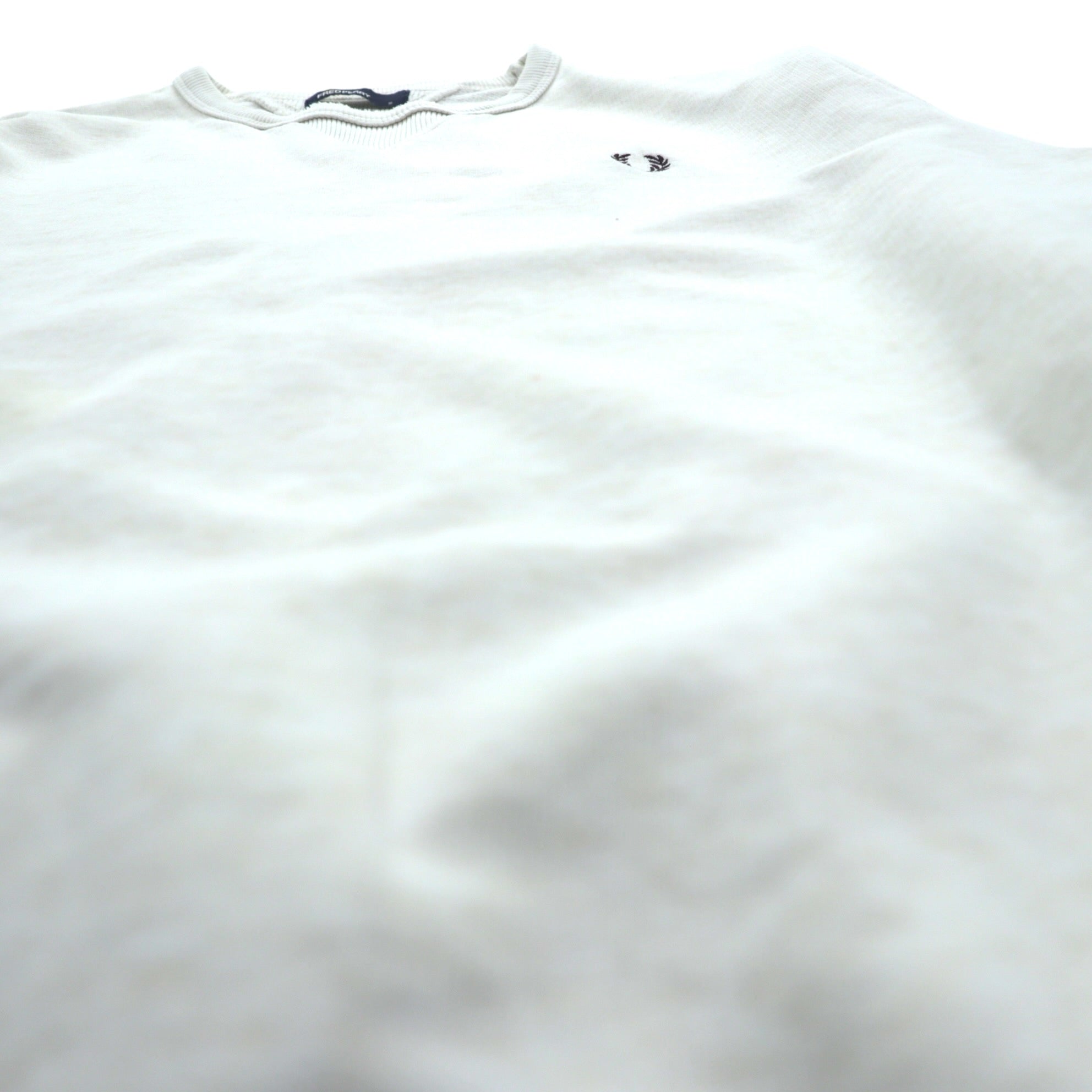 FRED PERRY 両V スウェット トレーナー S ホワイト ダメージ加工 ワンポイントロゴ M9315