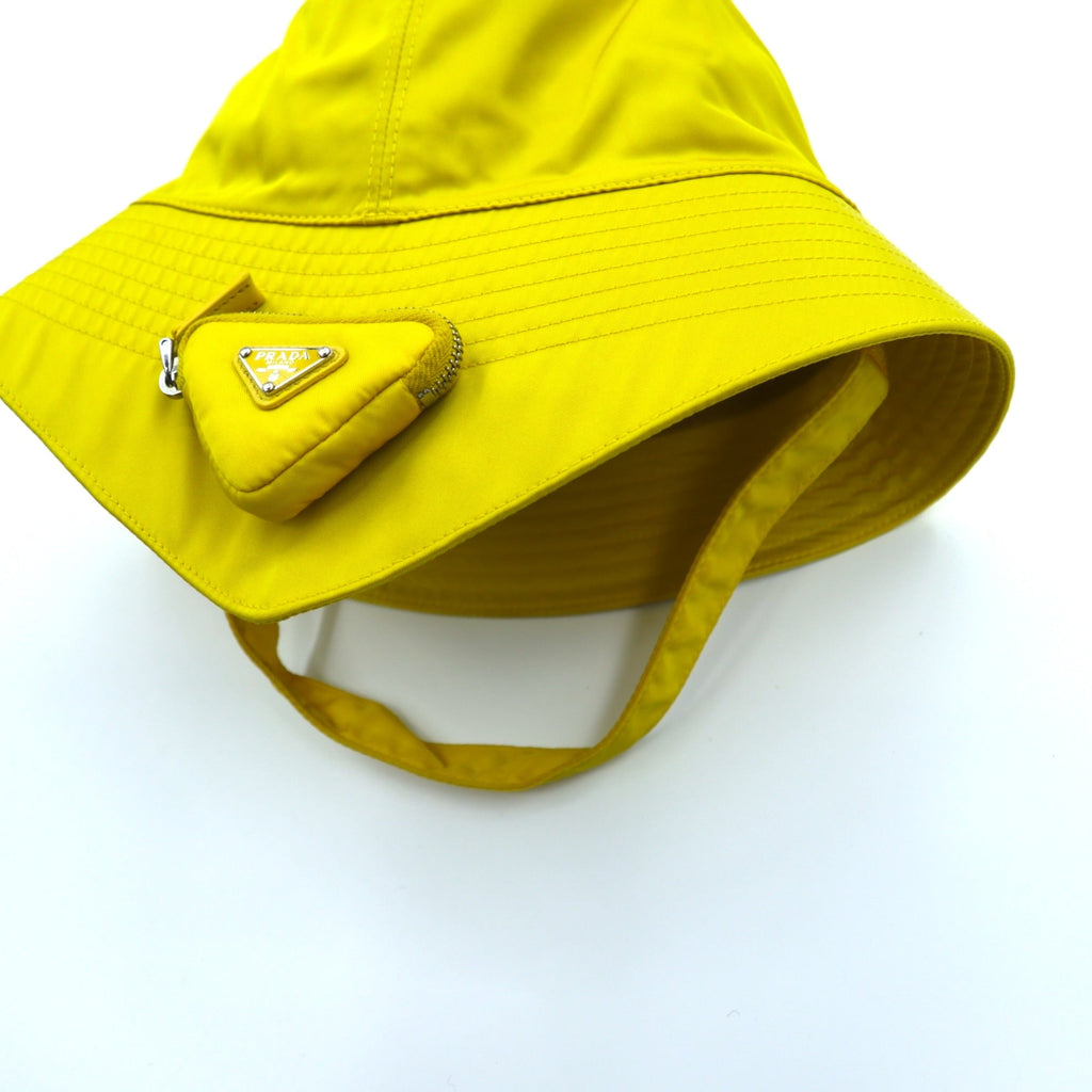 PRADA ナイロン バケットハット Re-Nylon トライアングルロゴ 2HC282 2DMI 三角 ミニポーチ付