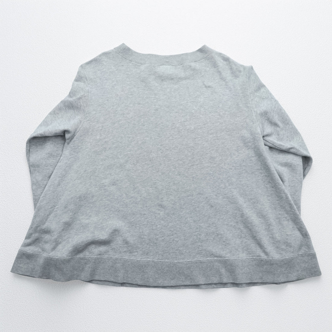 RUSSELL ATHLETIC Arch Logo Sweatshirt, FREE Size, Wide Fit, Grey, by K3 & Co., Drop Shoulder, 1668-599-1588