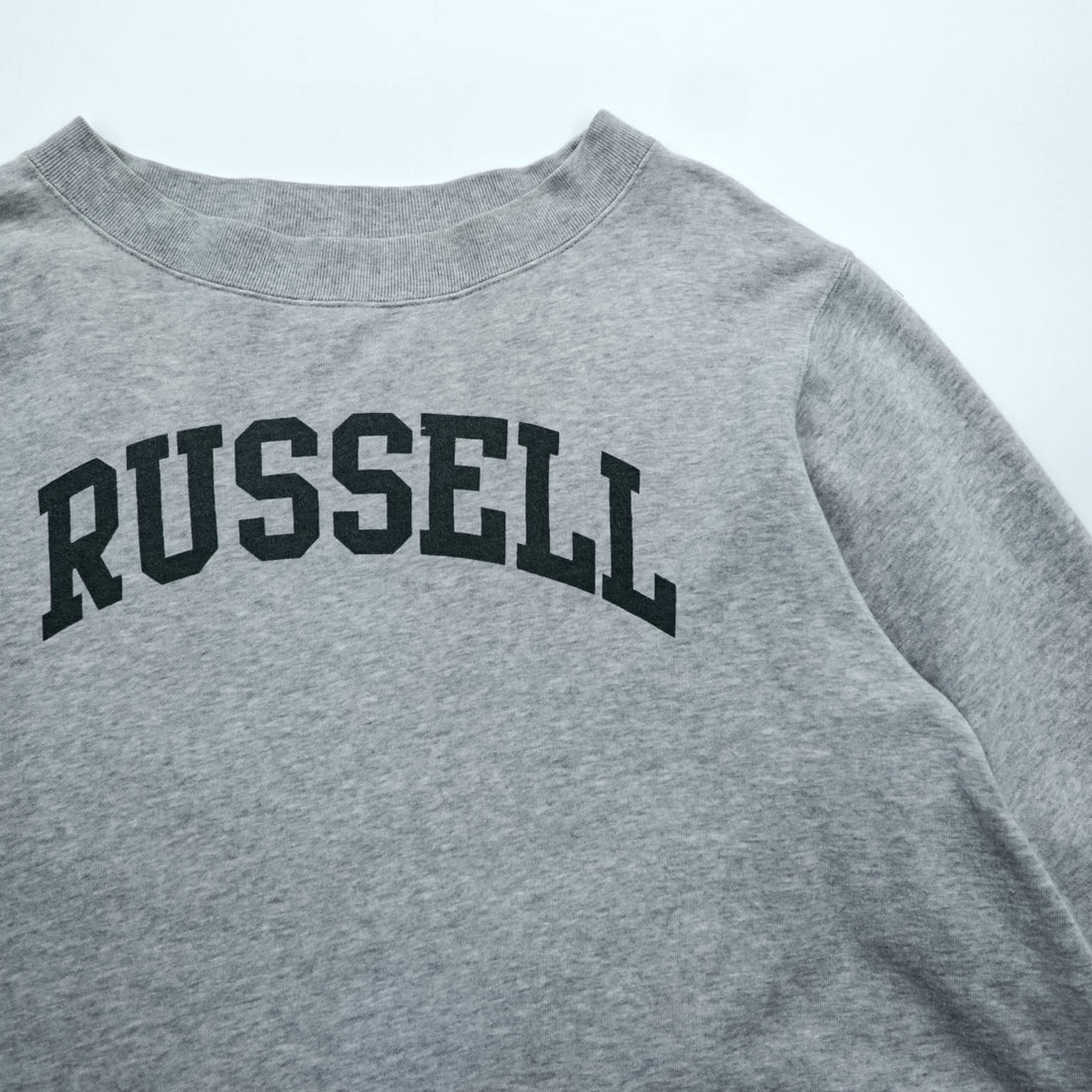 RUSSELL ATHLETIC Arch Logo Sweatshirt, FREE Size, Wide Fit, Grey, by K3 & Co., Drop Shoulder, 1668-599-1588