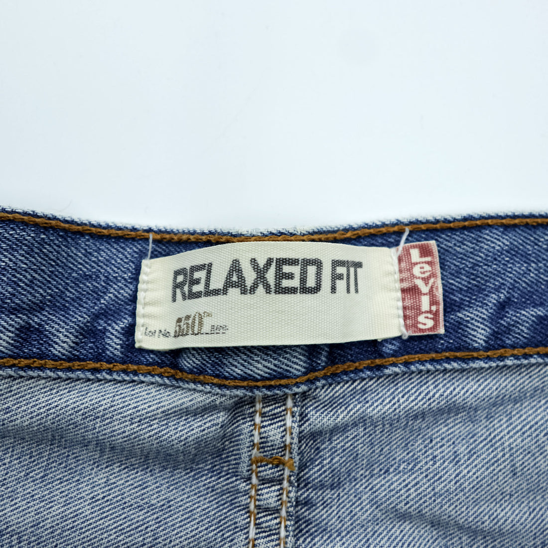 Vintage 2007 Levi's 550 Relaxed Fit Tapered Jeans W34 L32 Light Wash Stonewash Denim