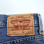 Vintage 2007 Levi's 550 Relaxed Fit Tapered Jeans W34 L32 Light Wash Stonewash Denim