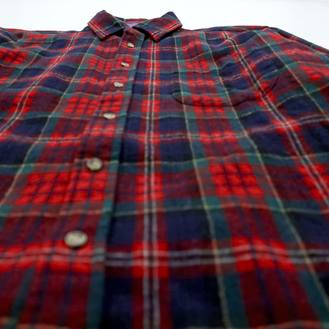 PENDLETON Flannel Shirt M Checked Red, Navy, Green