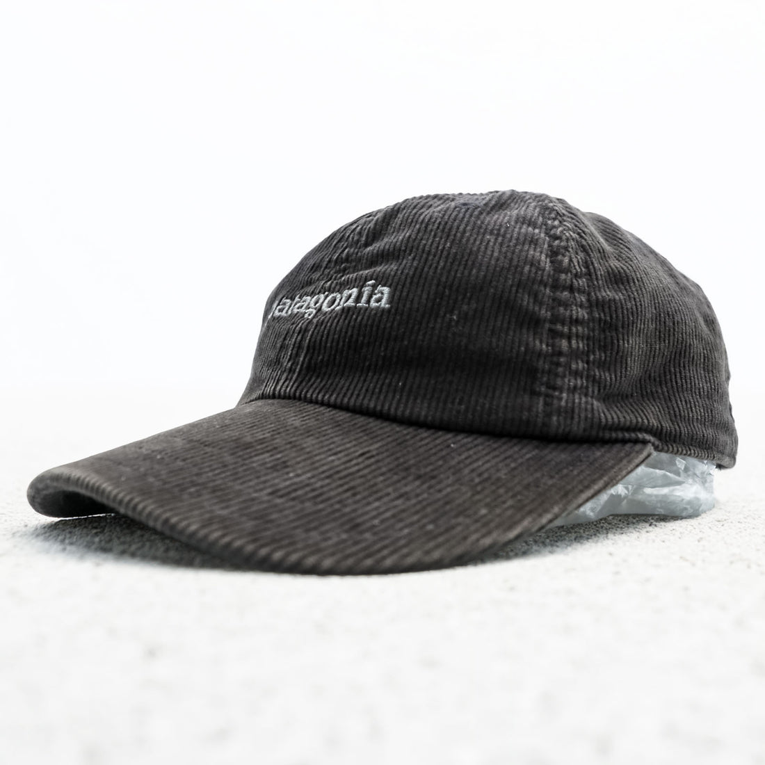 Patagonia コーデュロイ キャップ FREE グレー スナップバック ワンポイントロゴ 33535