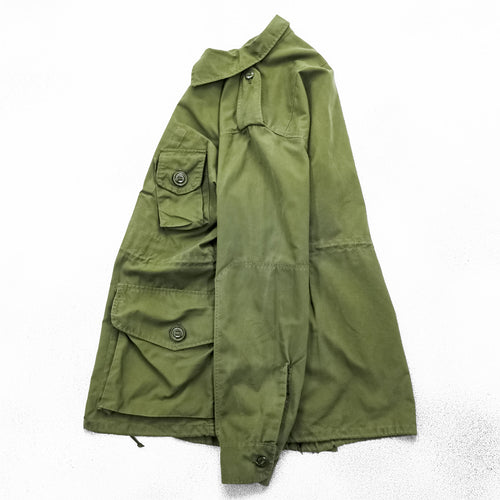 90年代 ヴィンテージ カナダ軍 MK2 コンバットジャケット フィールドジャケット M カーキ ドローコード エポレット ミリタリー カナダ製