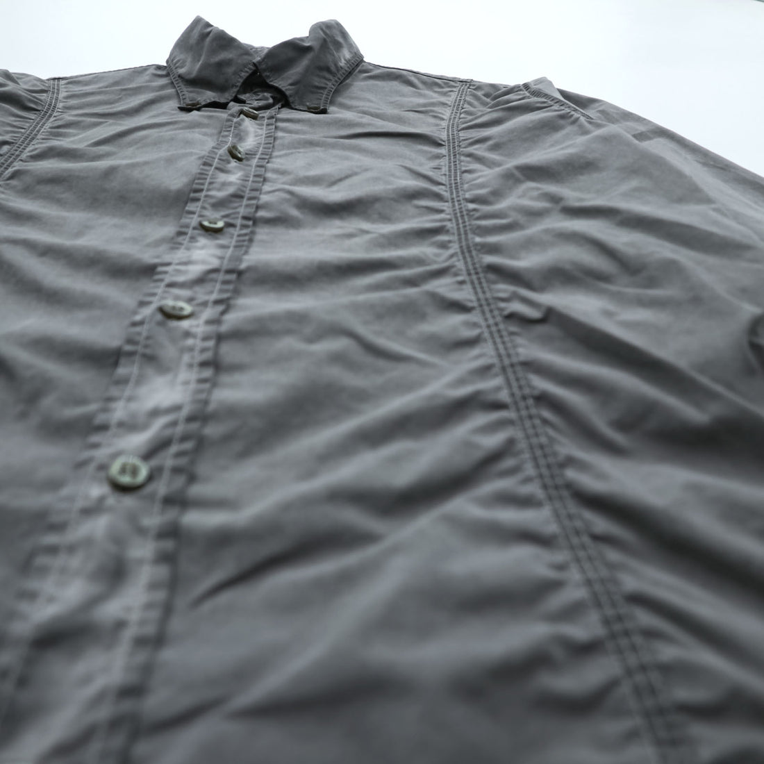EMPORIO ARMANI Italian-made button-down shirt, size M, gray, vintage finish.