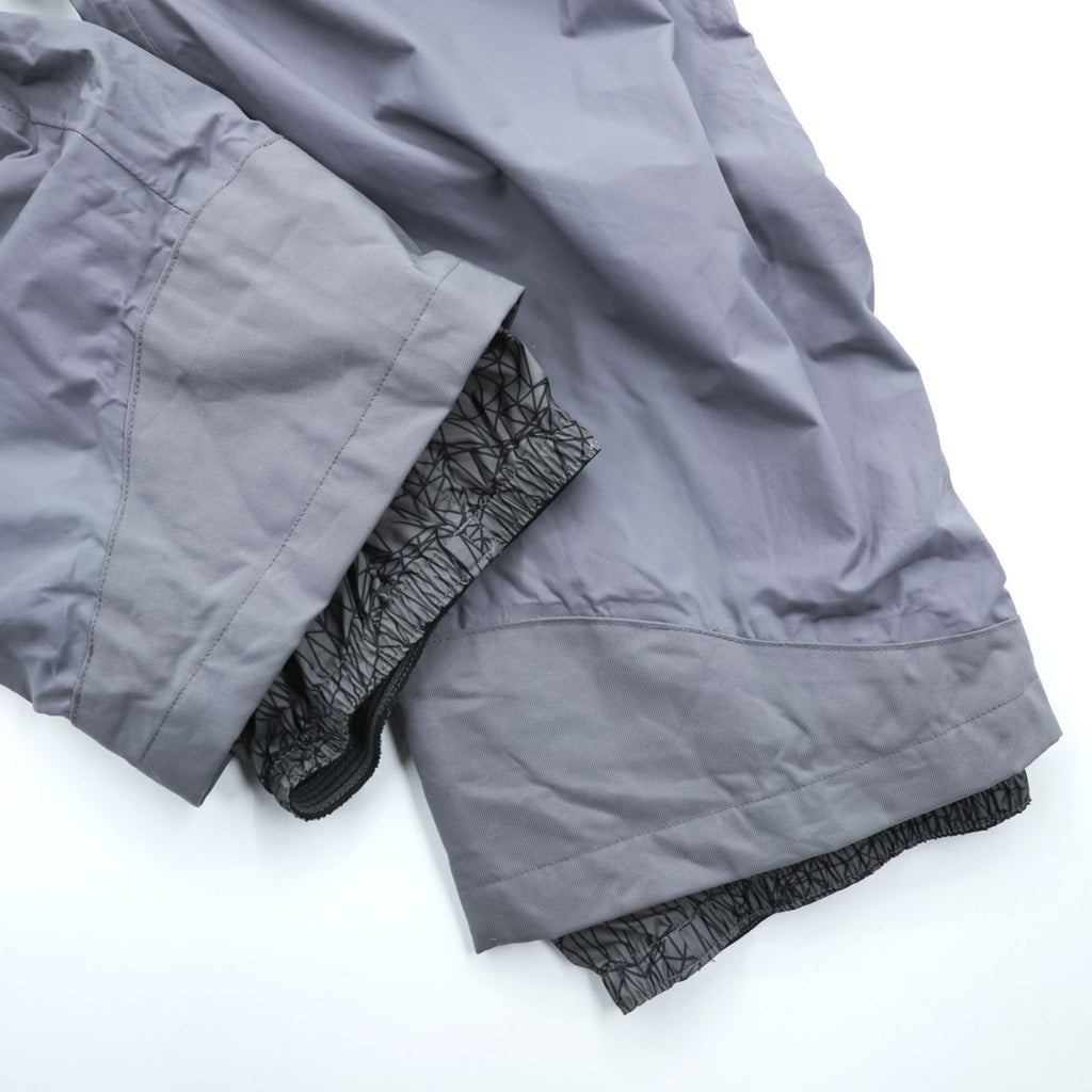 THE NORTH FACE スノービブパンツ 防水 HyVent オーバーオール M グレー スキー ボード ゲイター F03YO40