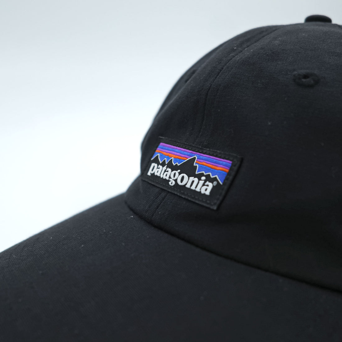 Patagonia P-6 ラベル トラッド キャップ FREE アジャスター ブラック 6パネル 38207