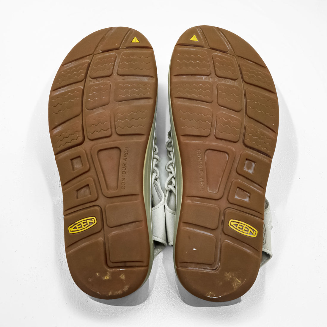KEEN ユニーク UNEEK アウトドア スポーツサンダル 26.5cm ベージュ 1024309