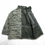 USAF APECS ABU Tiger Stripe Camo Parka Medium Regular Hooded Waterproof Nylon Military Jacket Propper