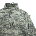 USAF APECS ABU Tiger Stripe Camo Parka Medium Regular Hooded Waterproof Nylon Military Jacket Propper