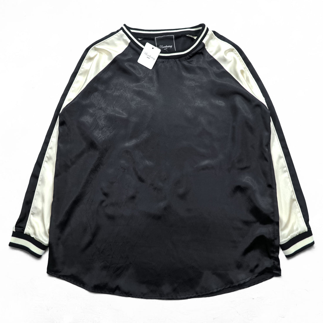 unrelaxing Souvenir Jacket Pullover M Black, Gold UR-436