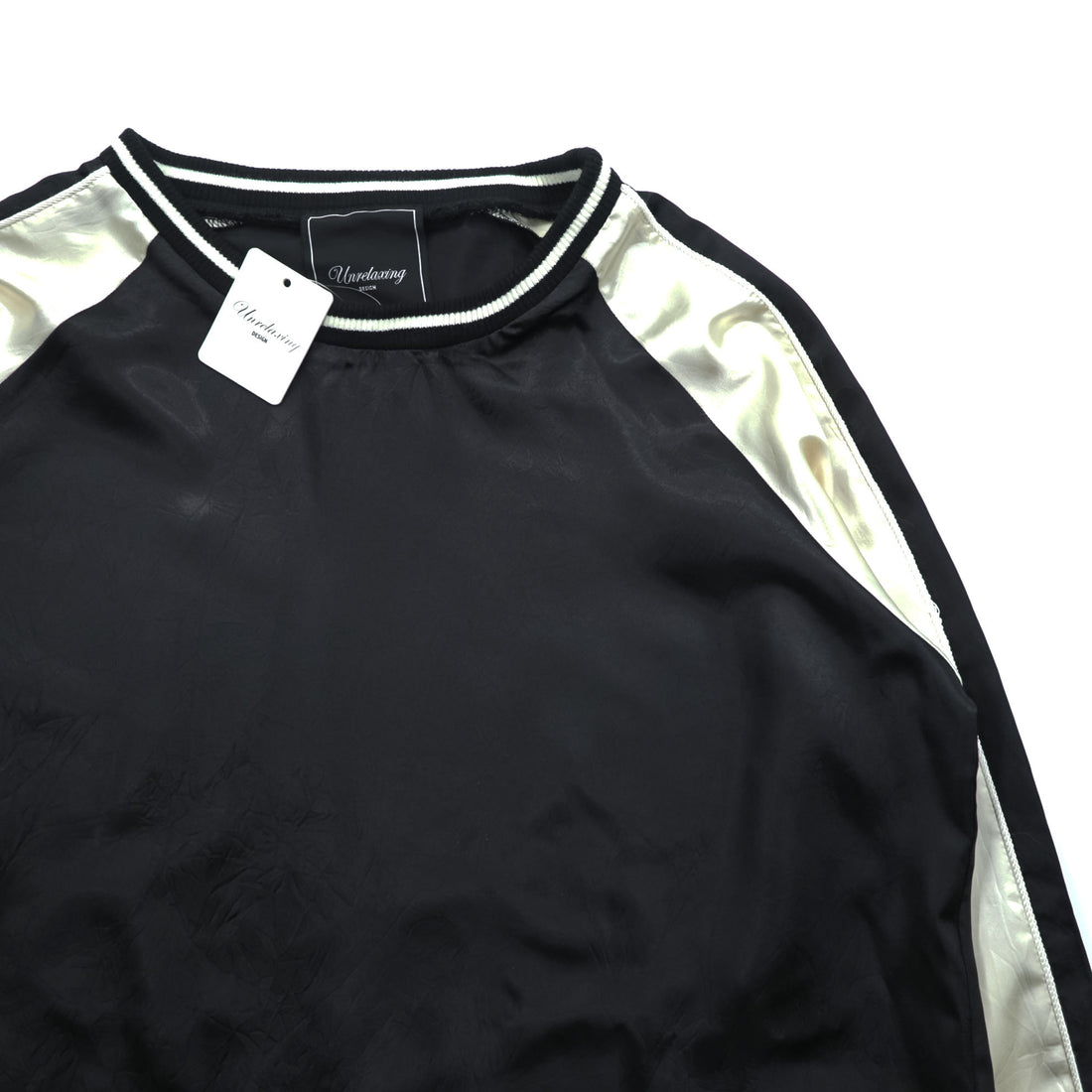 unrelaxing Souvenir Jacket Pullover M Black, Gold UR-436