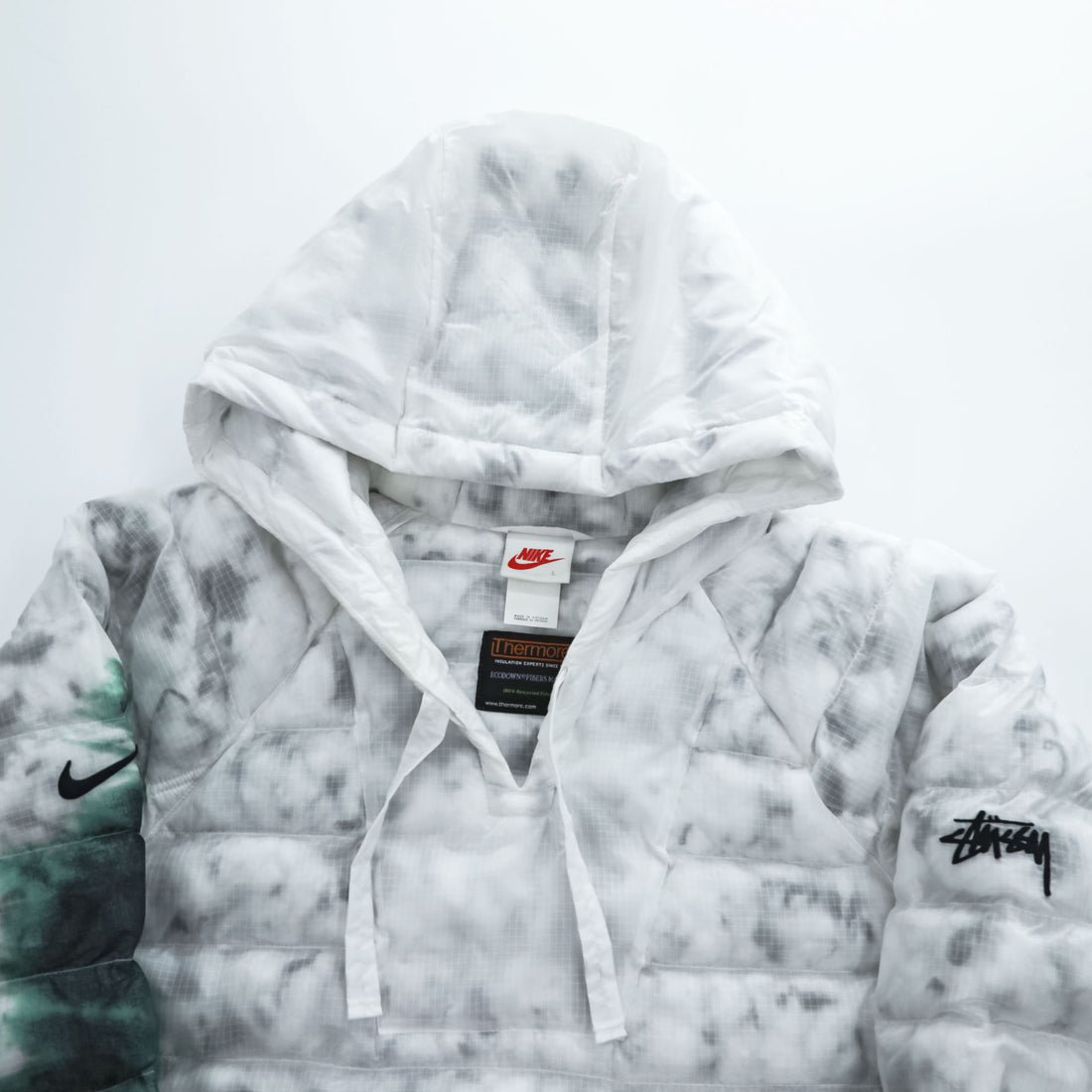 STUSSY × NIKE  Insulated Jacket L White, Green Drawstring Thermore ECODOWN FIBERS MARBLE HO200610MXP