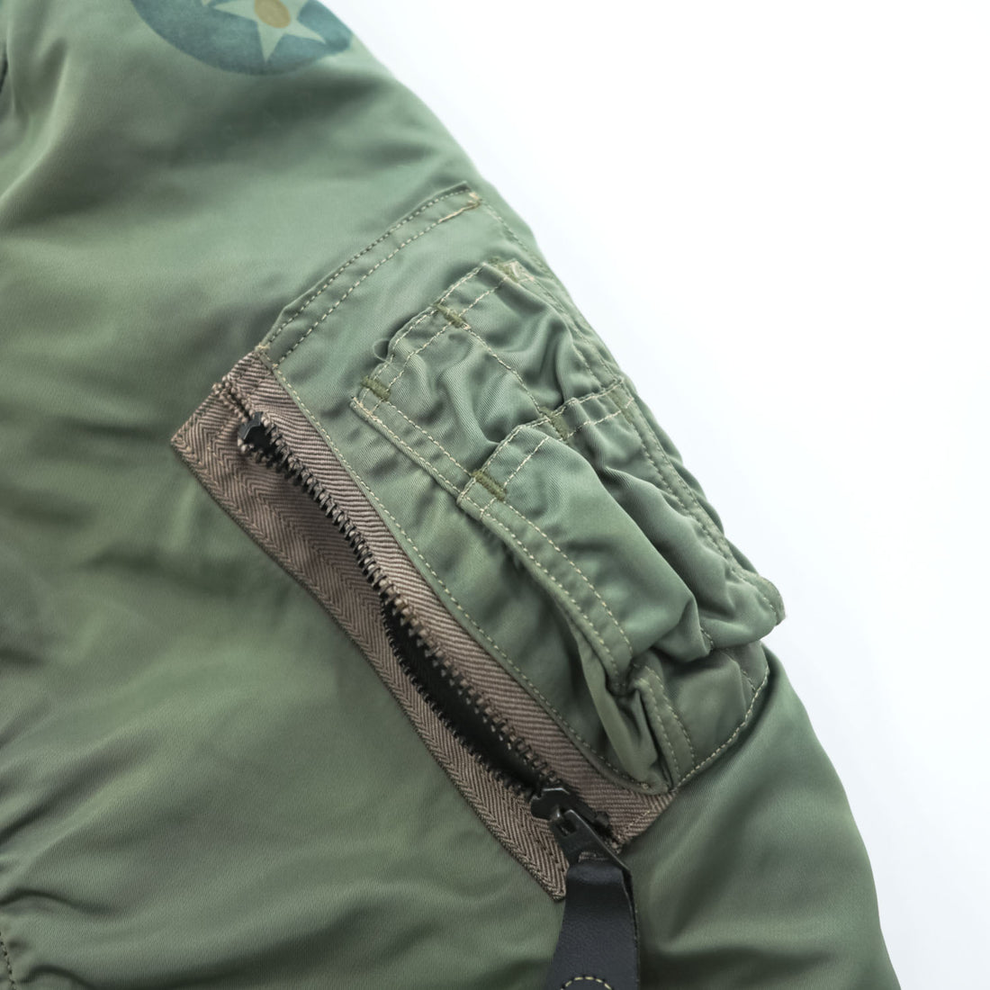 Buzz Rickson's Type B-15D Modified Flight Jacket MIL-J-6251A Sage Green Nylon Bomber