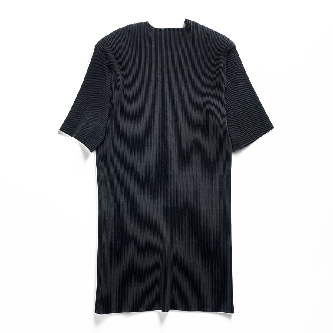 ISSEY MIYAKE FETE 日本製 プリーツ 半袖 カットソー Tシャツ M サイドスリット ブラック ラウンドネック IF62FJ491