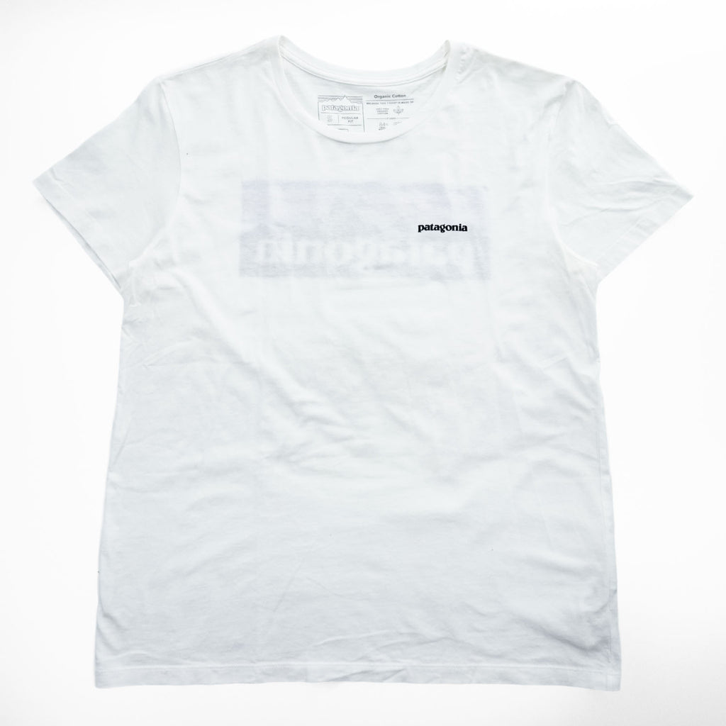 Patagonia P-6ロゴ オーガニックコットン Tシャツ S ホワイト バックプリント クルー REGULAR FIT 38587