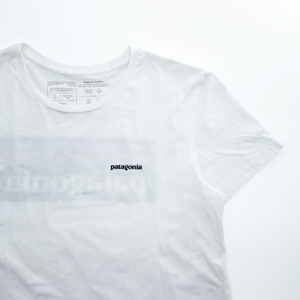 Patagonia P-6ロゴ オーガニックコットン Tシャツ S ホワイト バックプリント クルー REGULAR FIT 38587