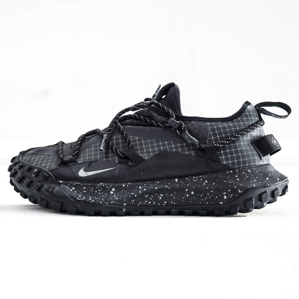 NIKE ACG マウンテンフライ MOUNTAIN FLY LOW GTX ローカットスニーカー 27cm ゴアテックス GORE-TEX 防水 DD2861-002