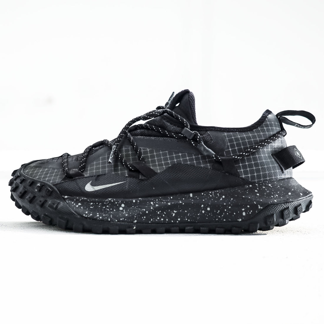NIKE ACG マウンテンフライ MOUNTAIN FLY LOW GTX ローカットスニーカー 27cm ゴアテックス GORE-TEX 防水 DD2861-002