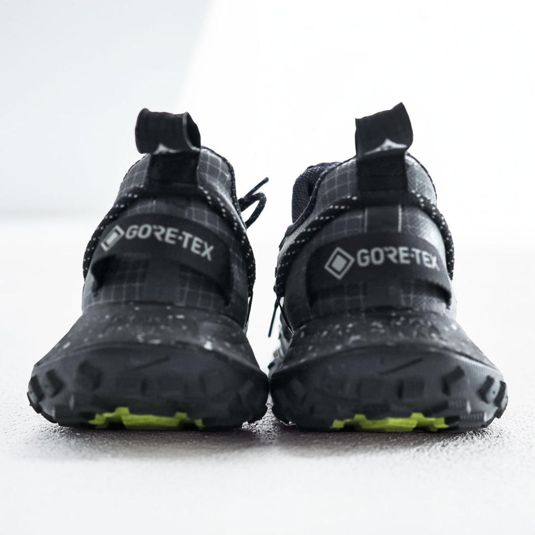 NIKE ACG マウンテンフライ MOUNTAIN FLY LOW GTX ローカットスニーカー 27cm ゴアテックス GORE-TEX 防水 DD2861-002