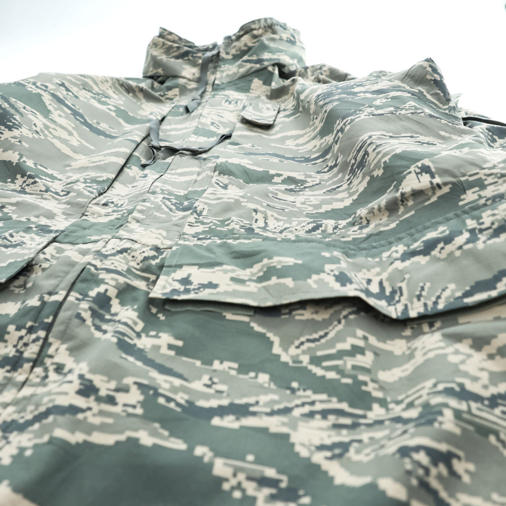 US AIR FORCE ゴアテックス GORE-TEX APECS ABUパーカー ミリタリージャケット 防水 ドローコード TENNIER INDUSTRIES デジタルタイガーカモ 8415-01-547-3518
