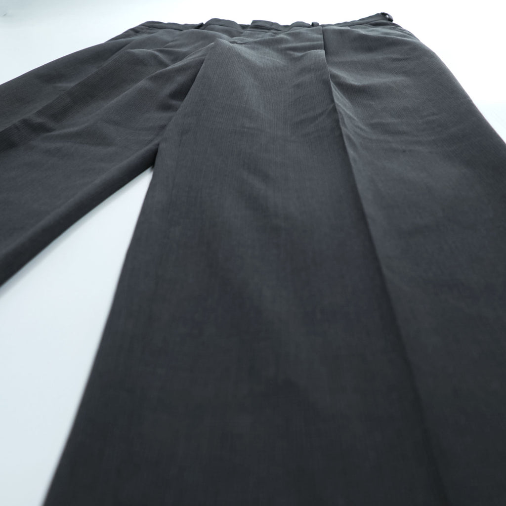 Brooks Brothers 80s Vintage USA-Made Slacks Pants, Size L, Gray, Wide Fit, 2-Tuck Pleats, Double Cuffs