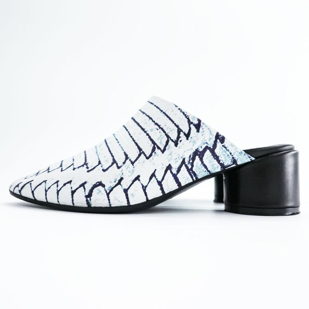 MM6 Maison Margiela ブロックヒール ミュール チャンキーヒール サボサンダル 22.5cm ホワイト 総柄 PRINTED MULES 羊革 レザー S59WP0139 イタリア製