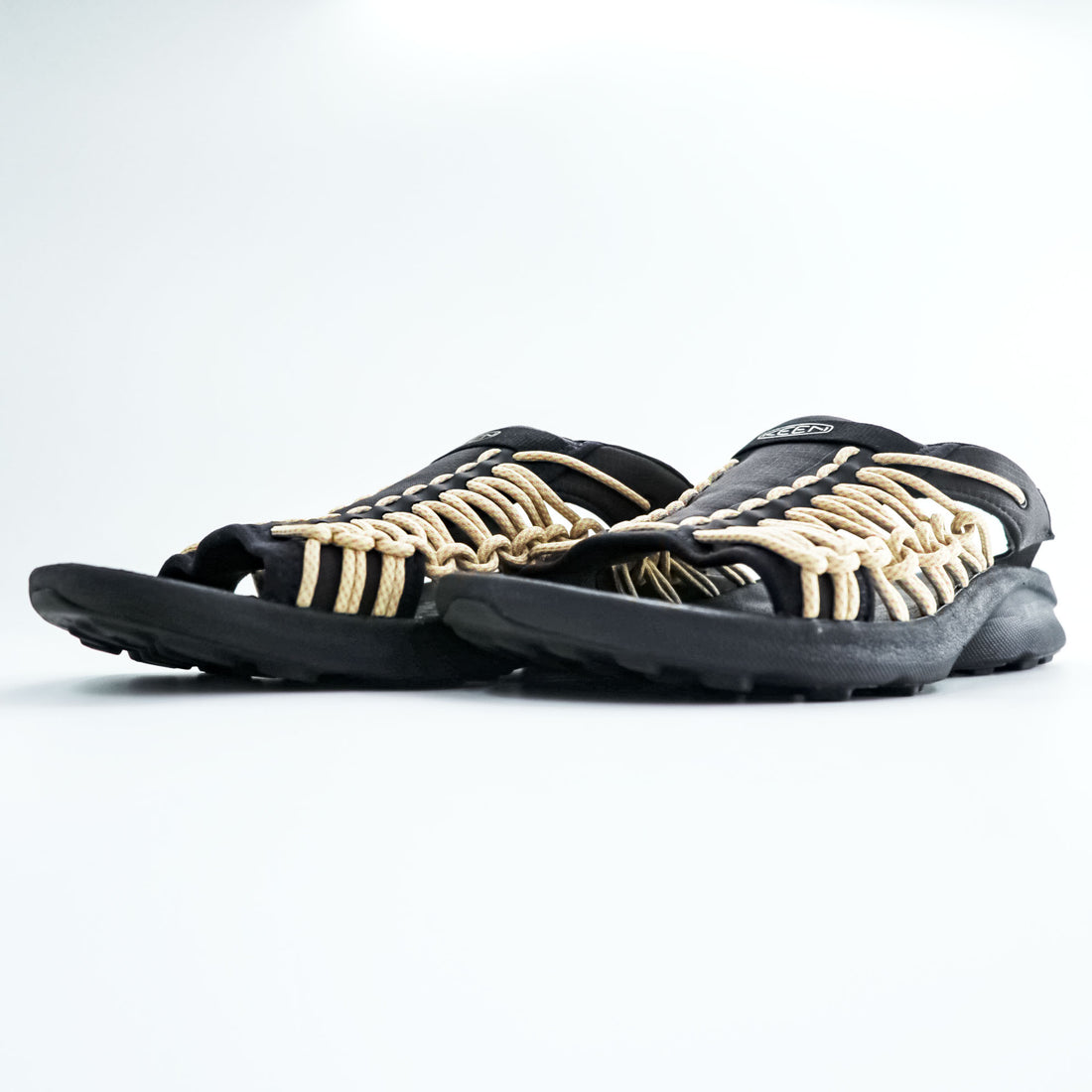 KEEN ユニーク UNEEK SLIDE スライドサンダル 28cm ブラック ベージュ 1024895