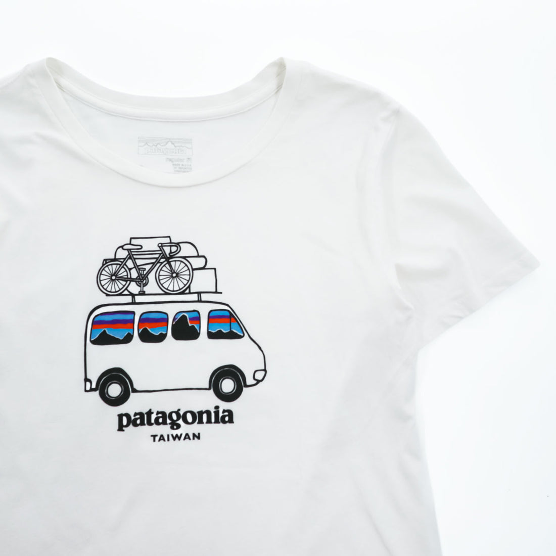 Patagonia USA製 Tシャツ S REGULAR FIT ホワイト 台湾限定デザイン TAIWAN Fitzroy Paddle Van 39326