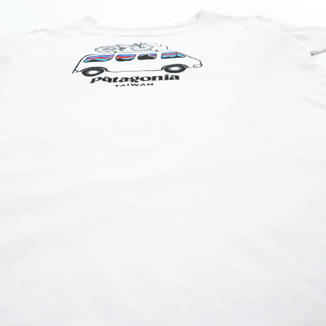 Patagonia USA製 Tシャツ S REGULAR FIT ホワイト 台湾限定デザイン TAIWAN Fitzroy Paddle Van 39326