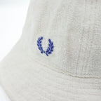 FRED PERRY 日本製 パイル バケットハット ホワイト ラウンドトップ ワンポイントロゴ