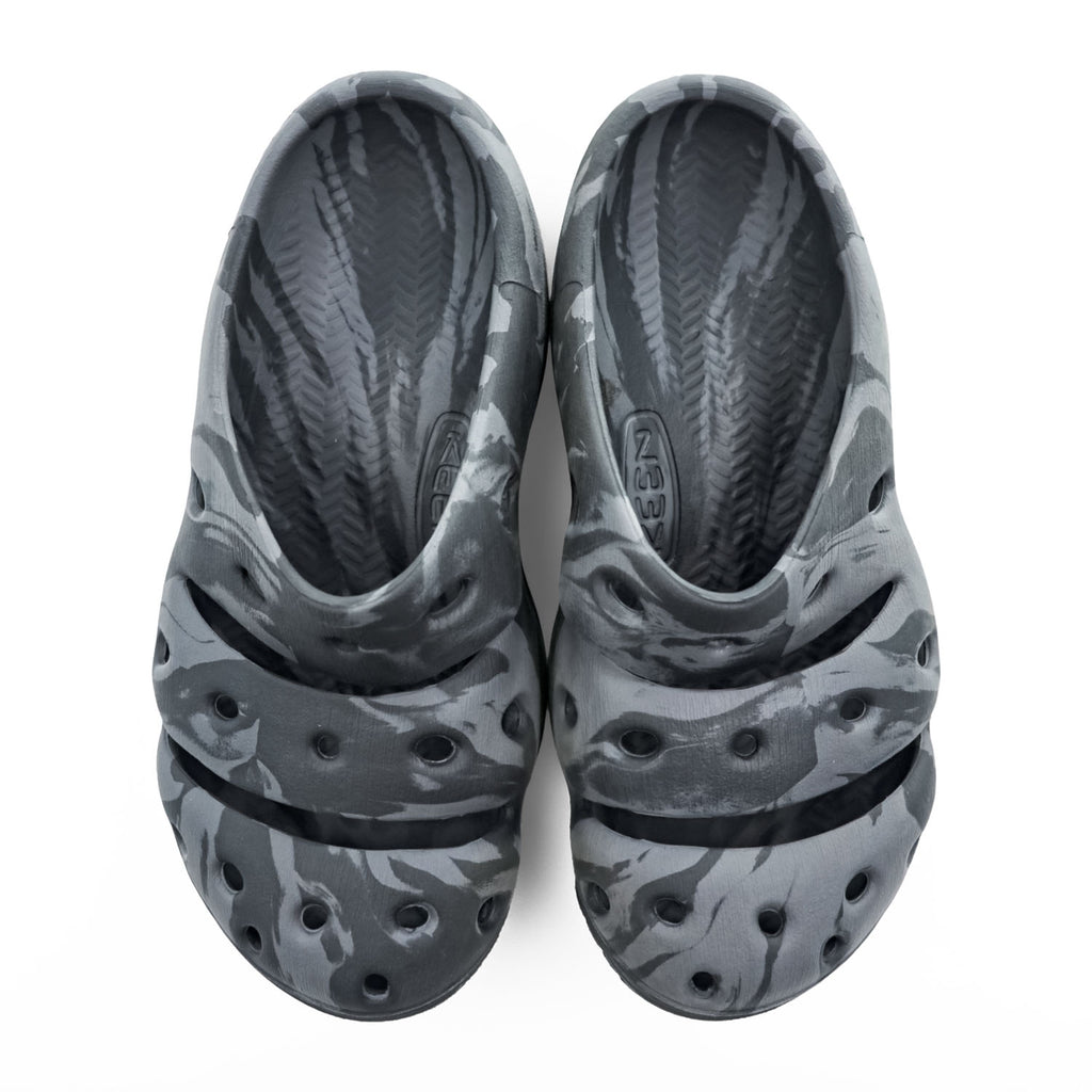 KEEN YOGUI Sandal US8 Black, Gray BLACK MABLE