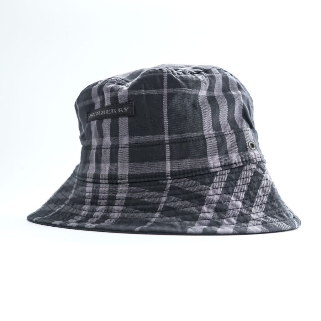 BURBERRY リバーシブル バケットハット ノバチェック ブラック グレー コットンツイル