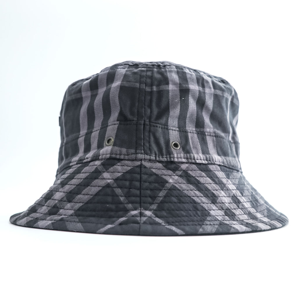 BURBERRY リバーシブル バケットハット ノバチェック ブラック グレー コットンツイル