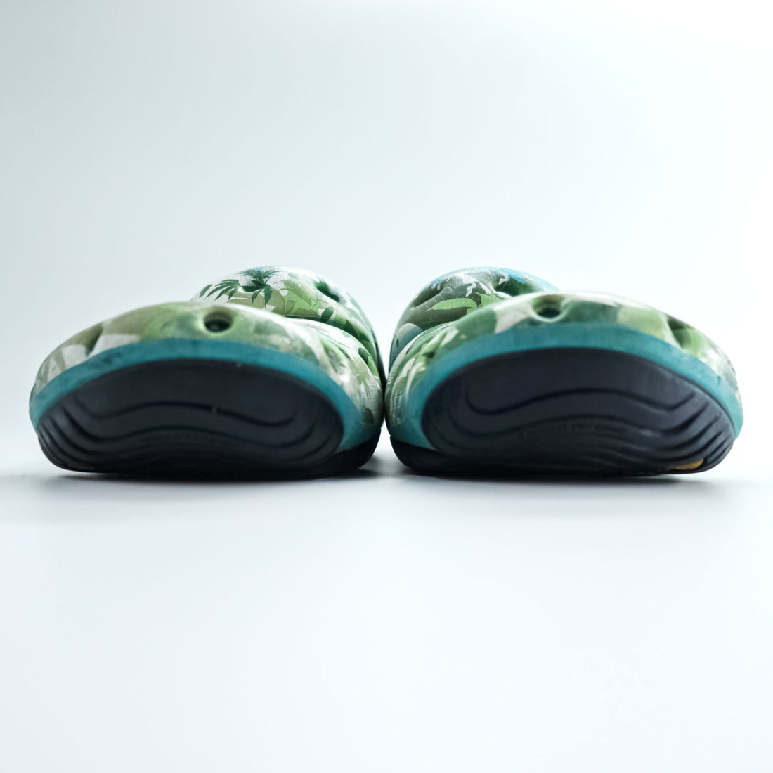 KEEN ヨギ YOGUI ARTS クロッグ サンダル 29cm グリーン ブルー × ELNEST CREATIVE ACTIVITY カモフラ 総柄 BOOKTREE CAMO