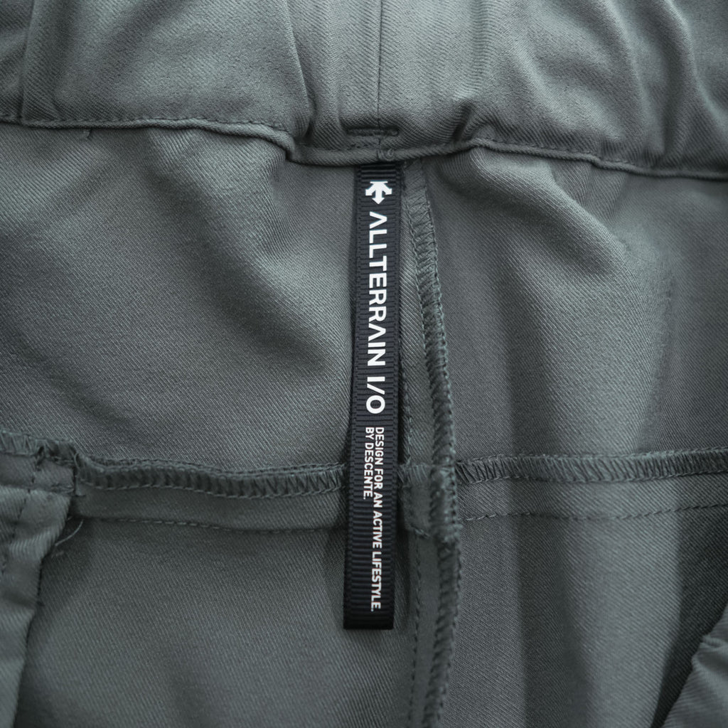 DESCENTE ALLTERRAIN I/O テックスリムパンツ TECH SLIM PANTS スラックス XL ストレッチ DU5SLPI1M